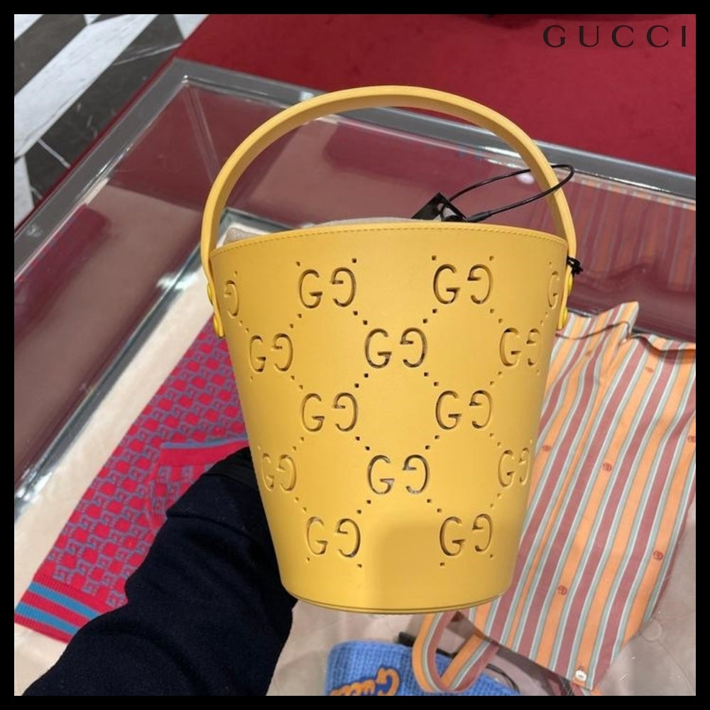 【GUCCI】パンチング モノグラム ラバー トートバッグ (3カラー)