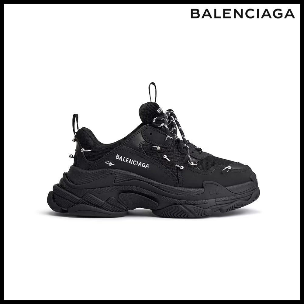 【BALENCIAGA】Triple S Sneaker Piercings Black Polyurethane