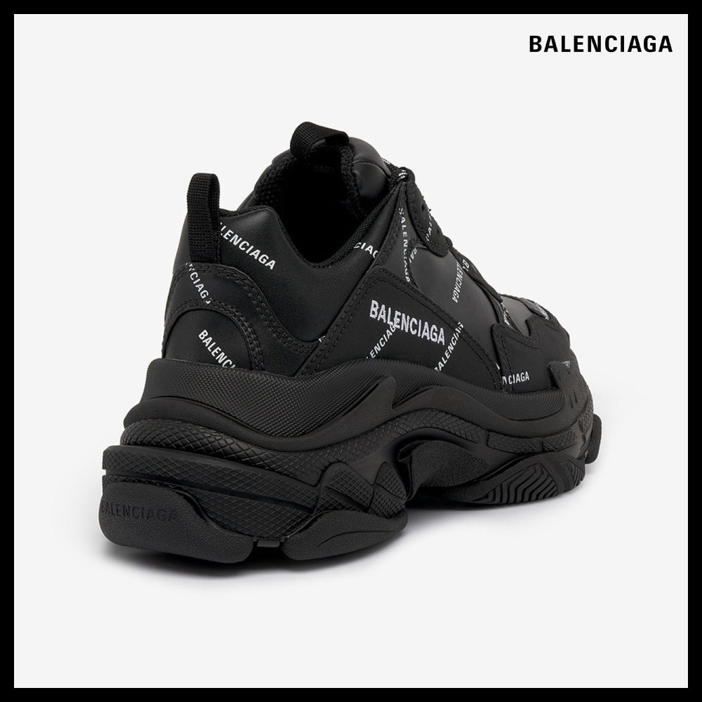 【BALENCIAGA】Triple S Sneaker Allover Logo Black