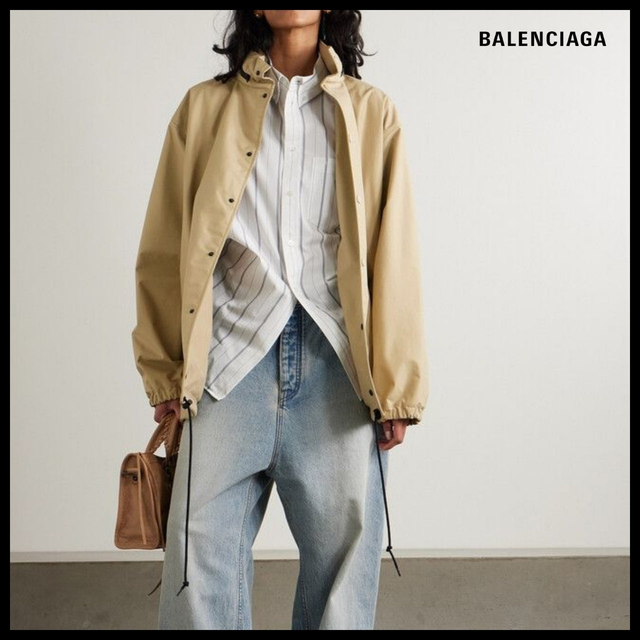 【BALENCIAGA】Logo Raincoat Beige