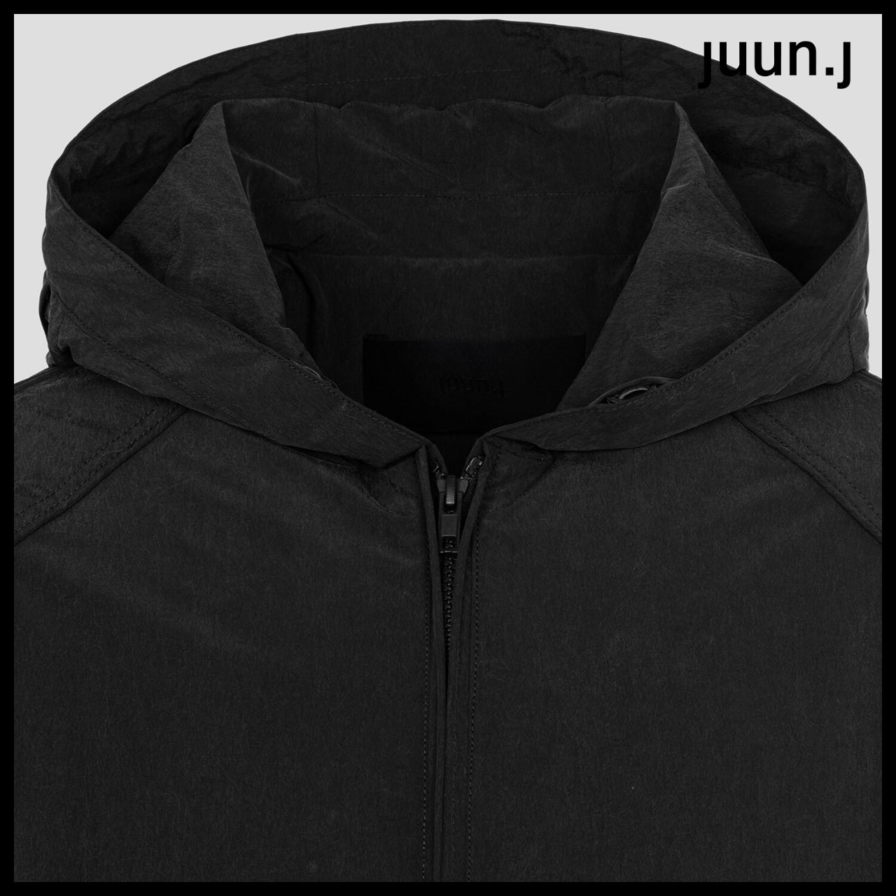 【JUUN.J】Salt Shrink Nylon Side Zipper Short Padded Hood