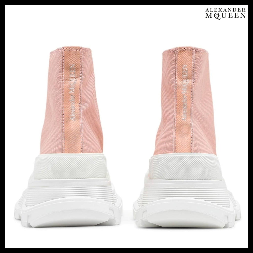 【Alexander Mcqueen】Tread Slick Boot Magnolia