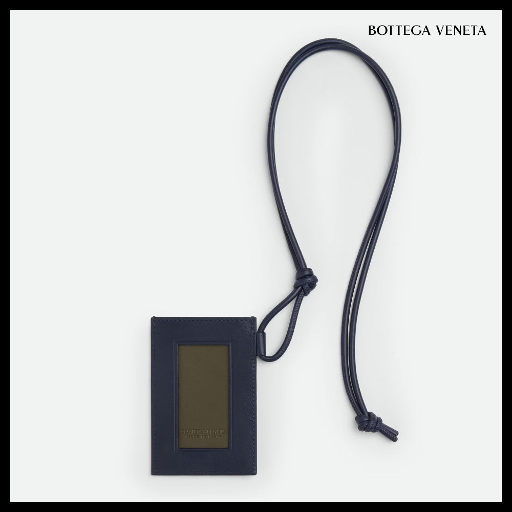 【BOTTEGA VENETA】Intrecciato Badge Holder