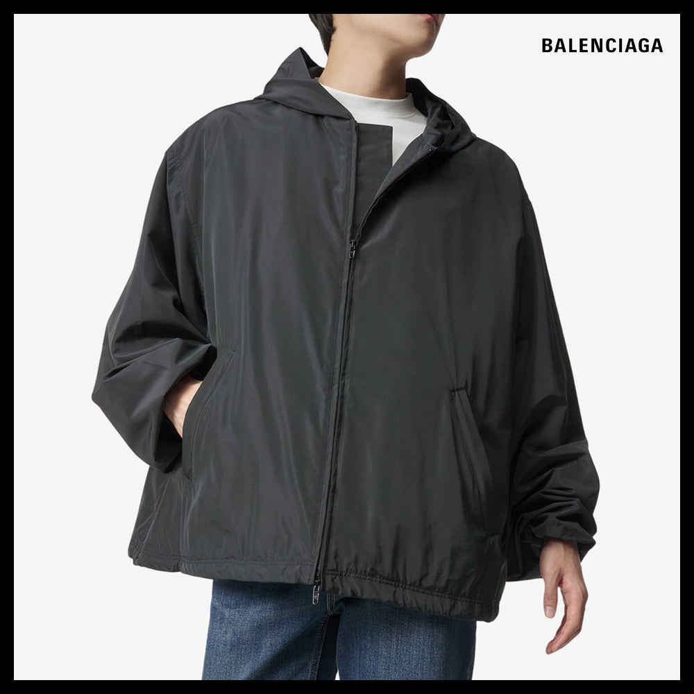 【BALENCIAGA】Back Logo Print Hooded Jacket Black