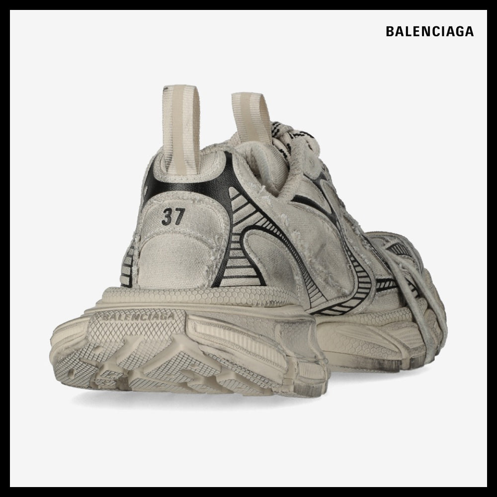 【BALENCIAGA】3XL Sneaker Beige 2002