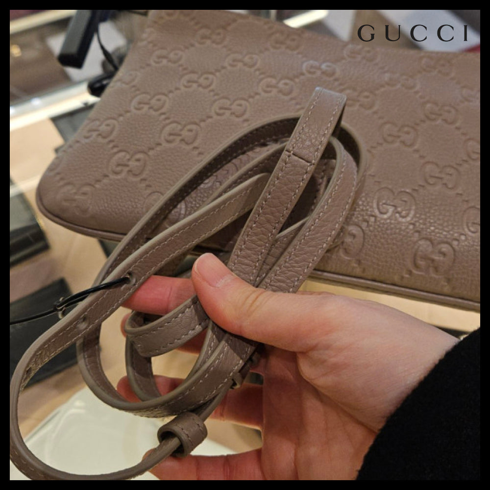【GUCCI】GG emblem Briony calf leather shoulder bag rocky