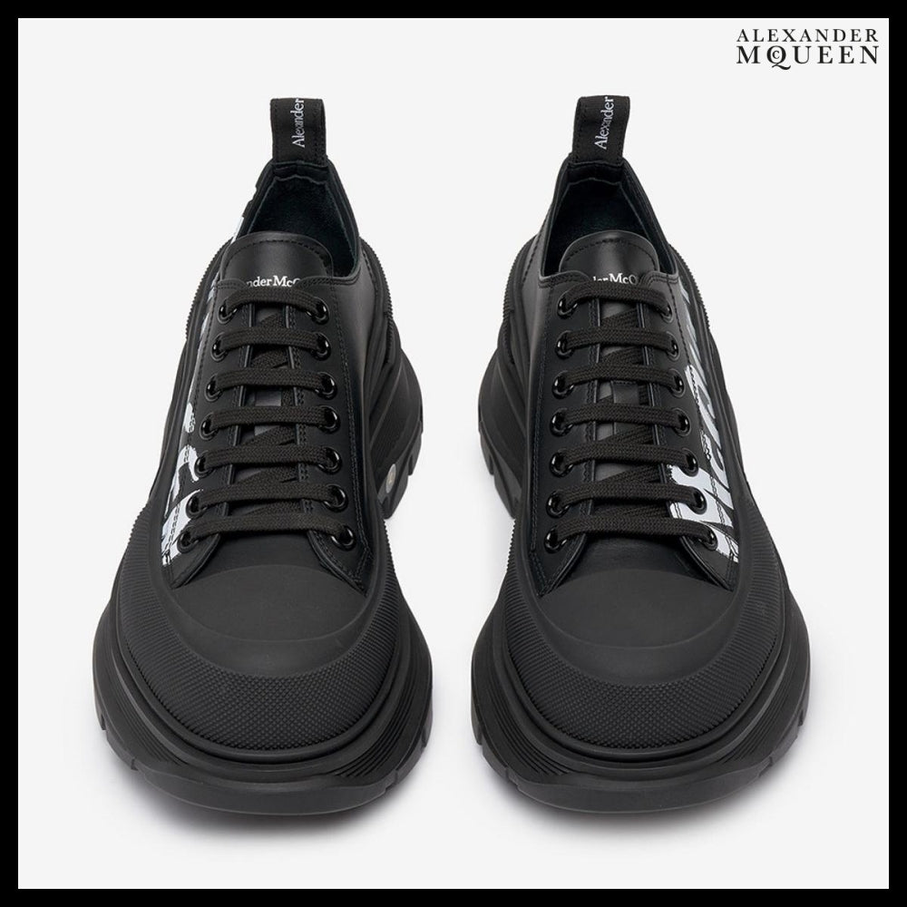 【Alexander Mcqueen】Tread Slick Lace-Up Sneakers BlackWhite