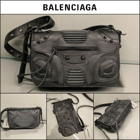 ★BALENCIAGAアウトレット セール ★Le Cargole Flap Bag XS