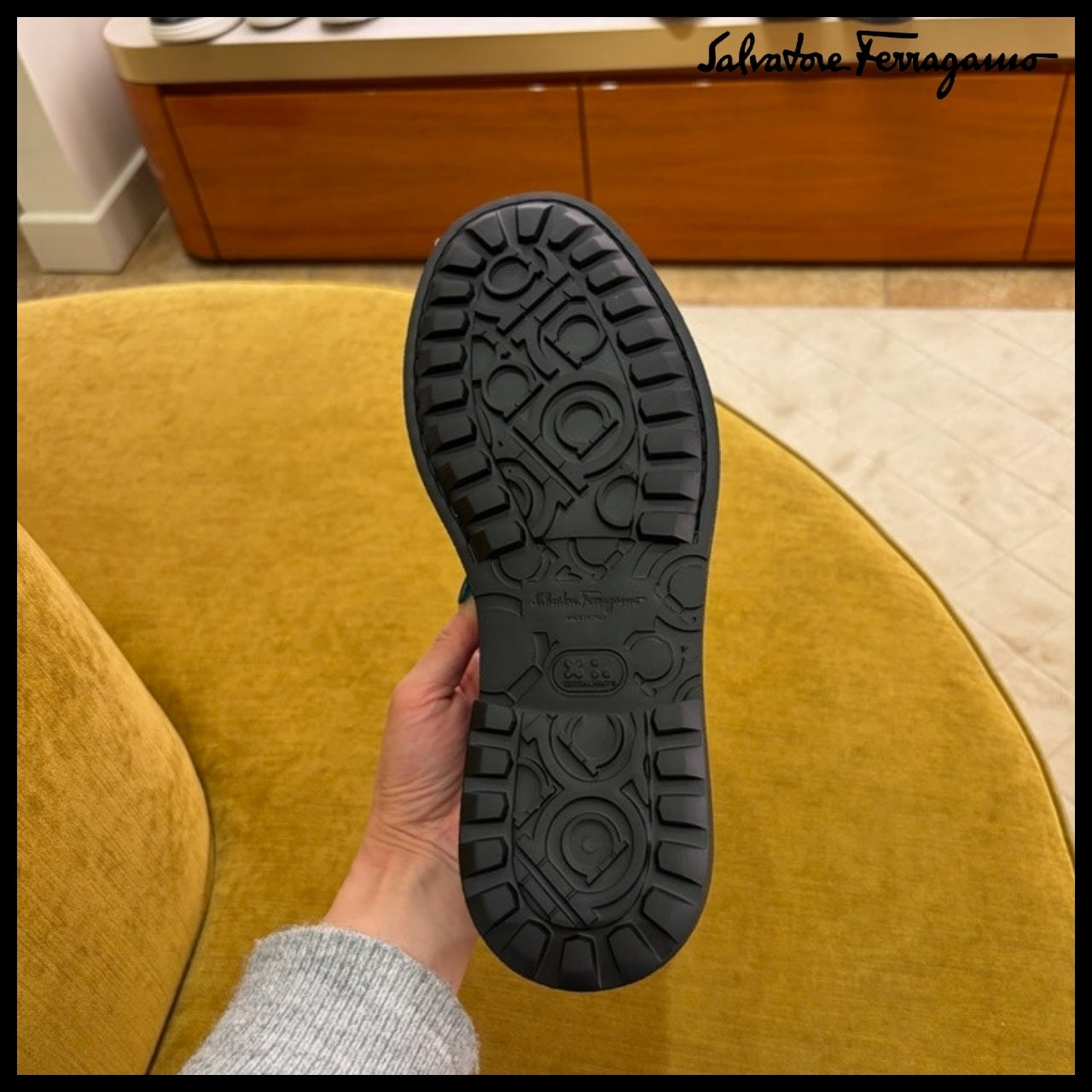 【FERRAGAMO】GENT GRAIN LEATHER LOAFERS BLACK