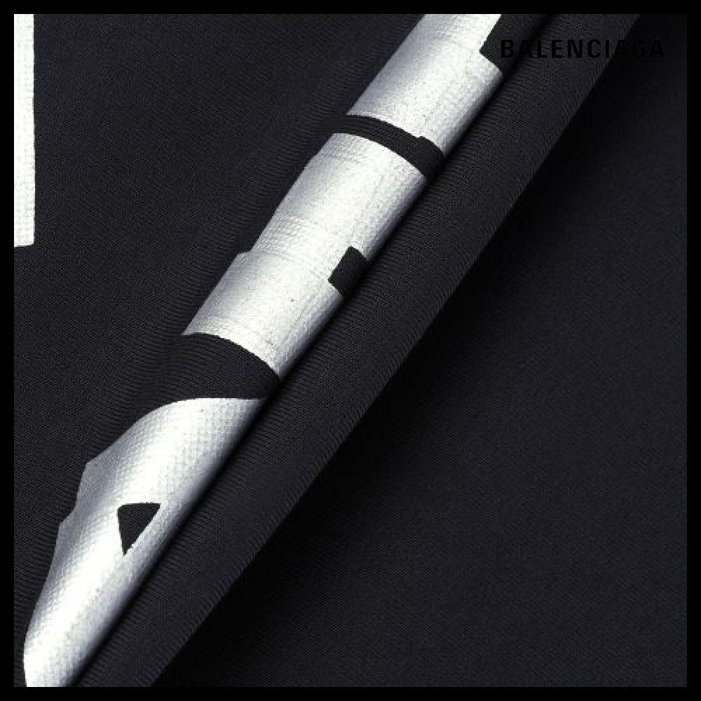 【BALENCIAGA】Ripped Pocket Hood Faded Black:Silver