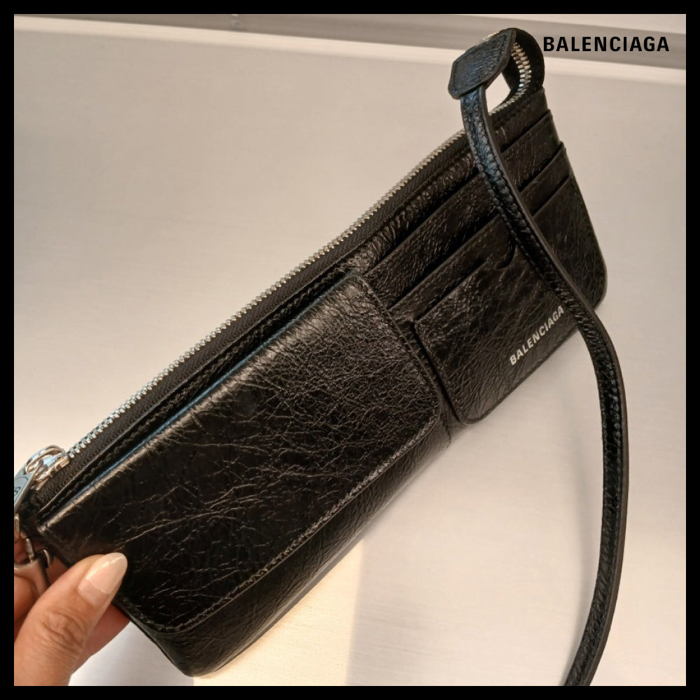 【BALENCIAGA】Superbusy Shoulder Pouch Black