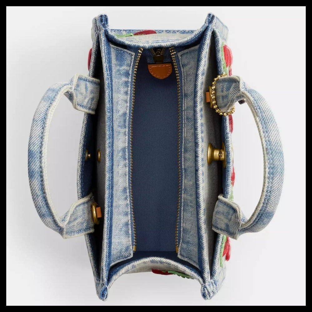 【Coach】Cargo Tote Bag 20 With Cherry Embroidery