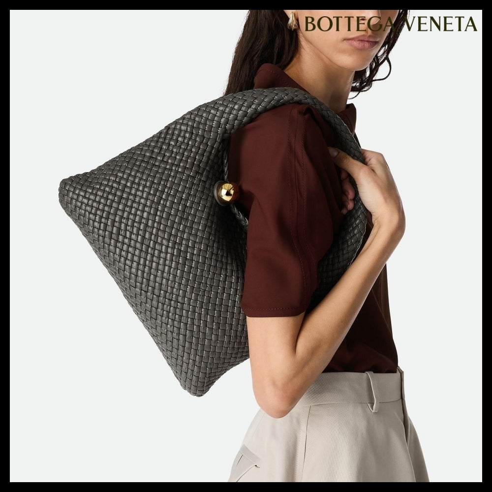 【韓国百貨店 BOTTEGA VENETA】Tosca Baci Shoulder Bag