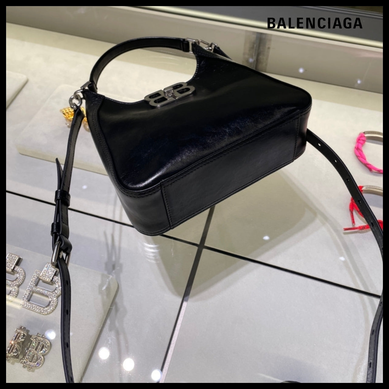 【BALENCIAGA】BB Soft Small Hobo Bag Black