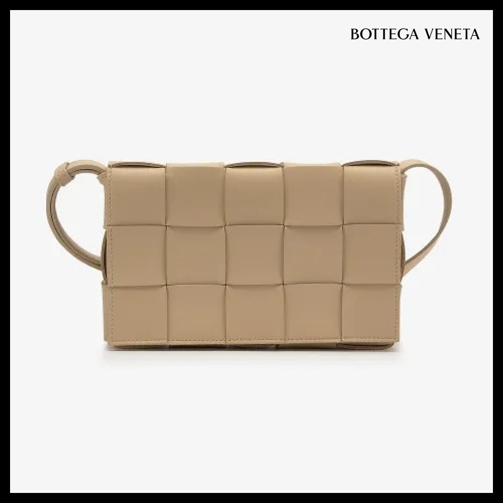【BOTTEGA VENETA】Cassette Shoulder Crossbody Bag Forage