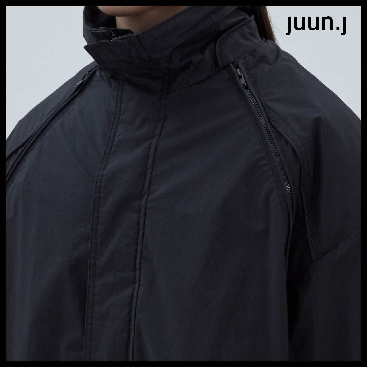 【JUUN.J】Stand Collar Sleeve Detachable Mac Coat Black