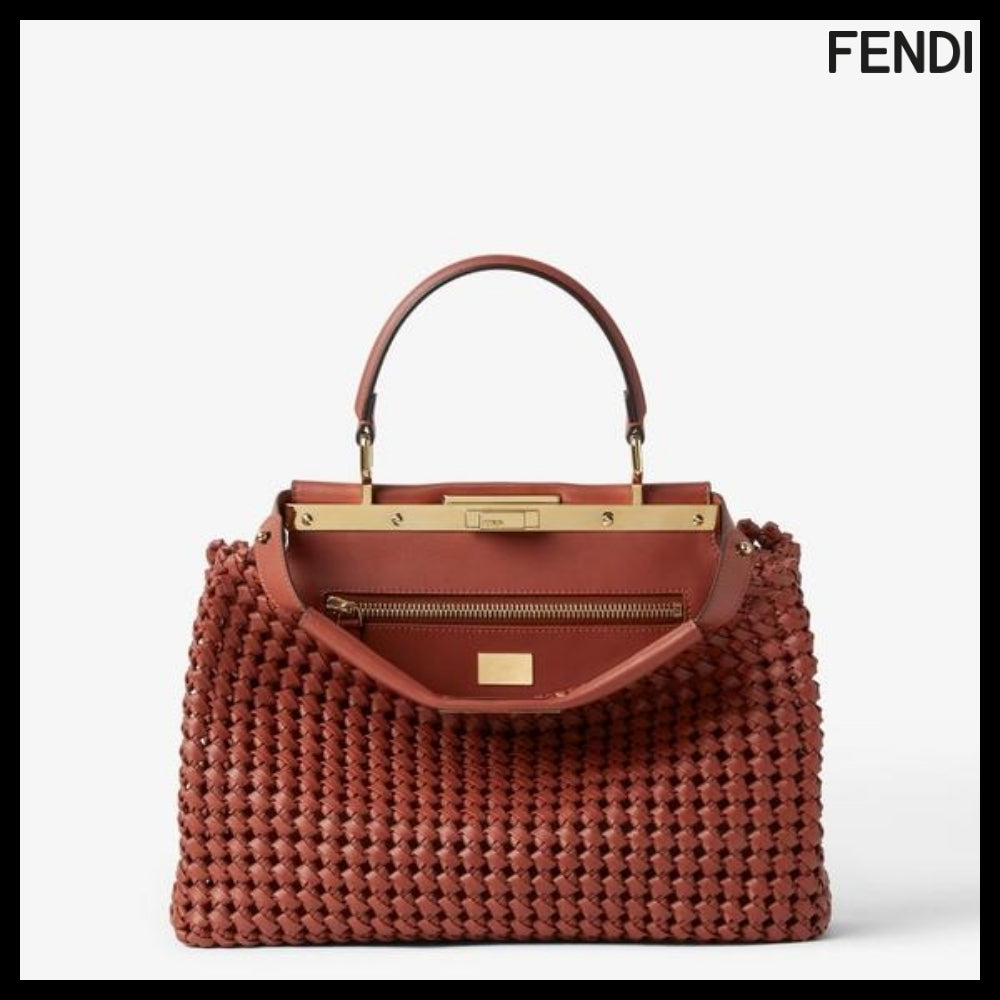 【FENDI】Peekaboo Medium Leather Brown Tote Bag