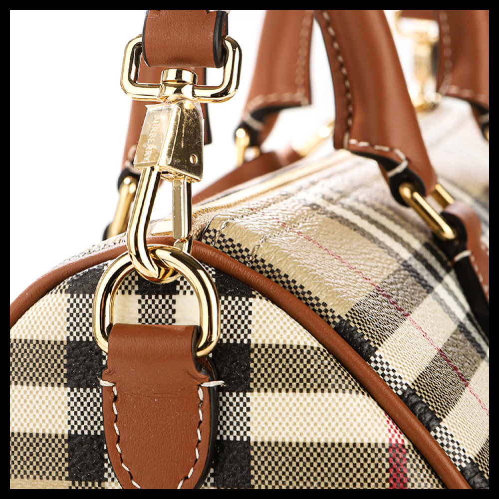 【Burberry】Women’s Bowling Tote Bag bowling tote