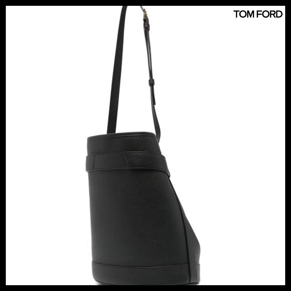 【TOM FORD】GRAIN LEATHER BUCKET BAG BLACK