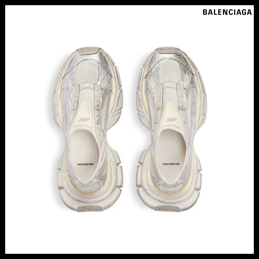 【BALENCIAGA】Men’s 3XL Slip-On Sneaker Eggshell