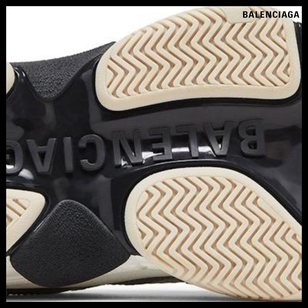 【BALENCIAGA】Triple S Sneaker Black White Silver