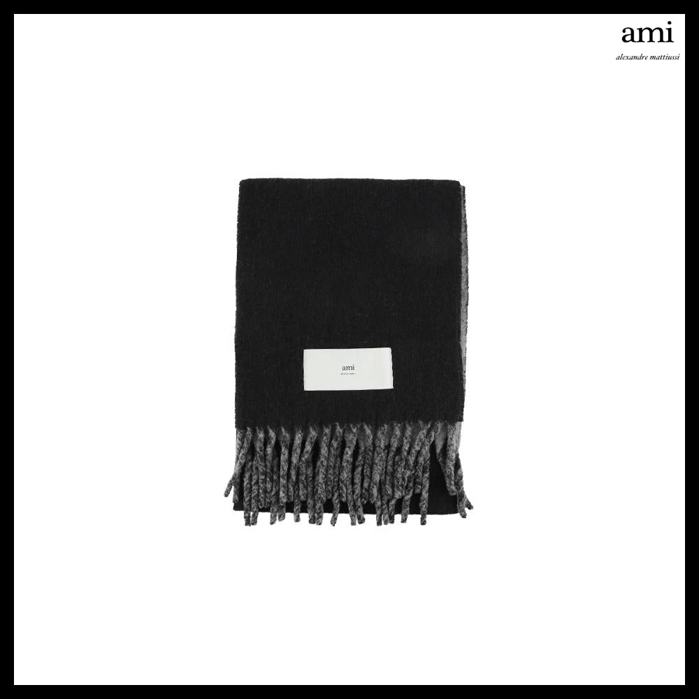 【 AMI PARIS 】 Black Fringe Scarf