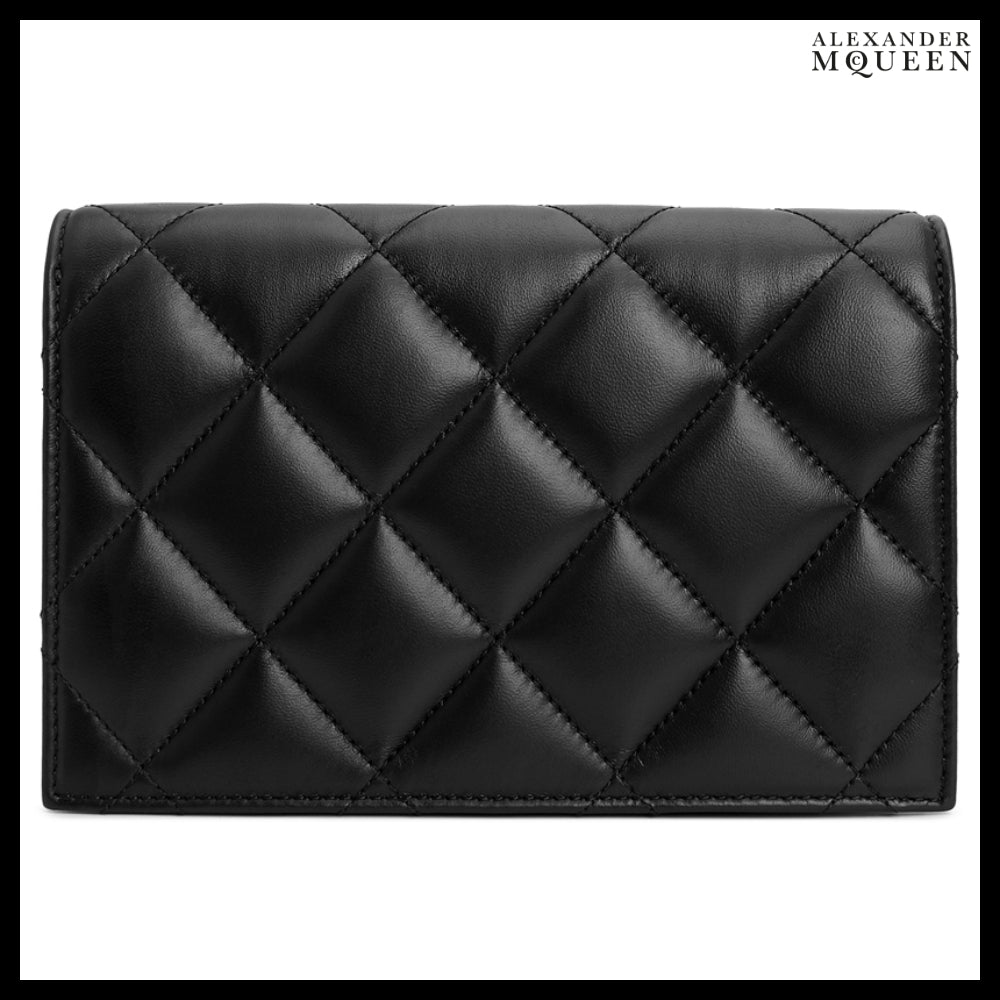 【Alexander Mcqueen】Small Graffiti Logo Skull Quilted Chain