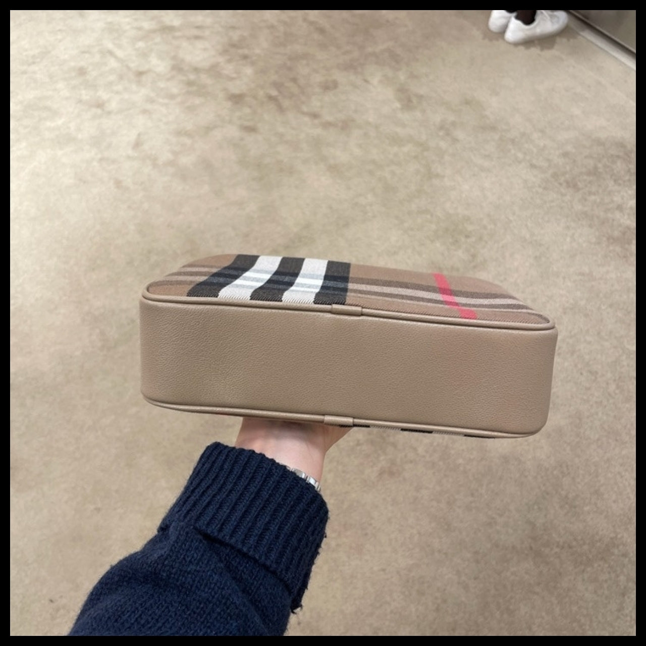 【BURBERRY】House Check Camera Bag Brown