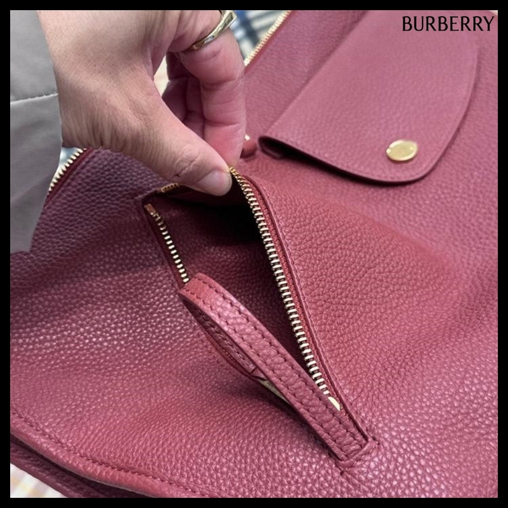 【Burberry】Shield Twin Leather Medium Messenger Bag Rust