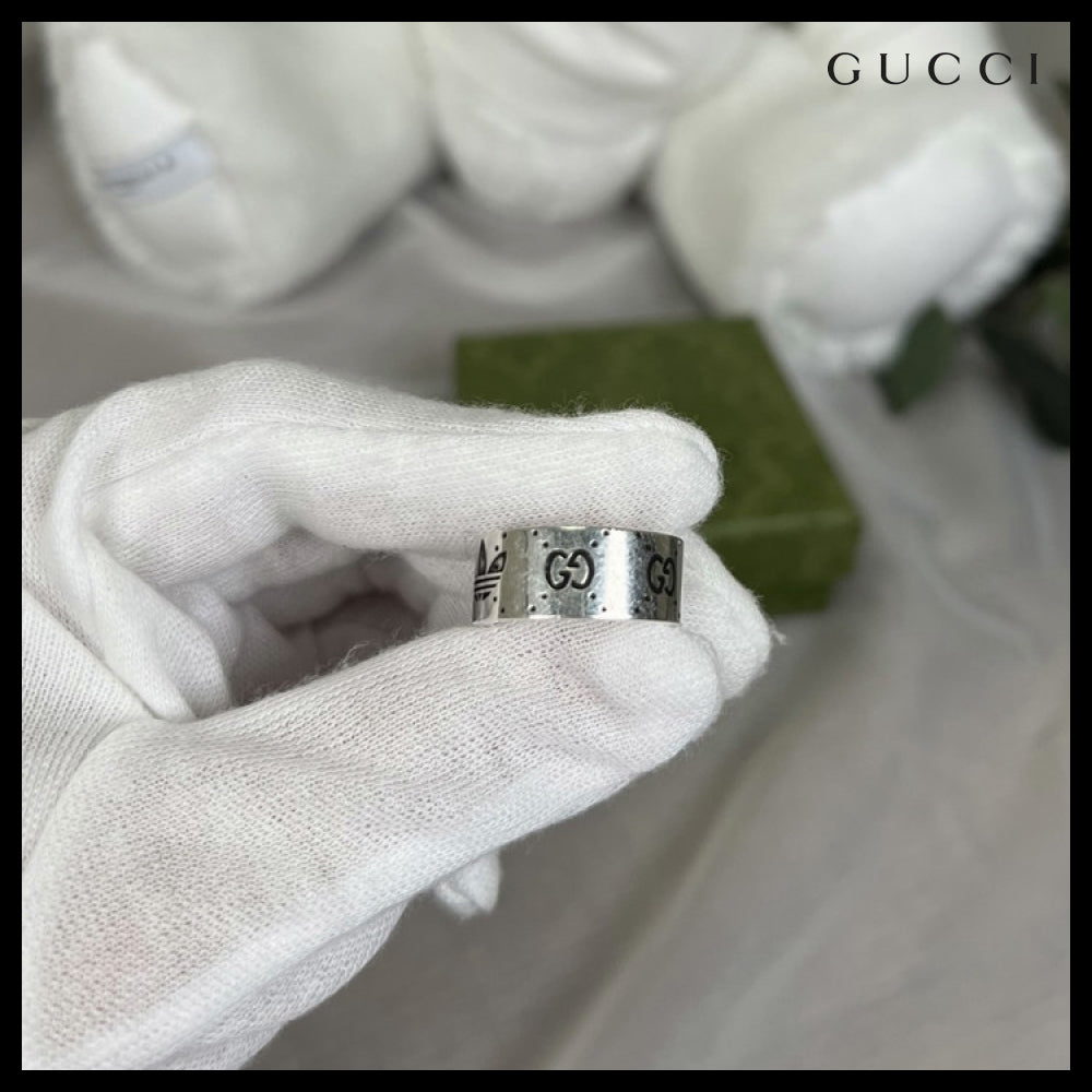 【GUCCI】GUCCI X Adidas Trefoil GG Engraving Sterling Wide