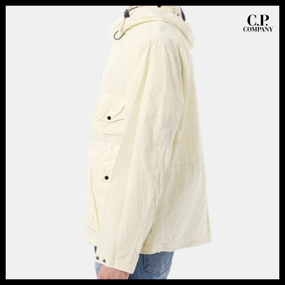 【CP COMPANY】Flatt Nylon Goggle Jacket