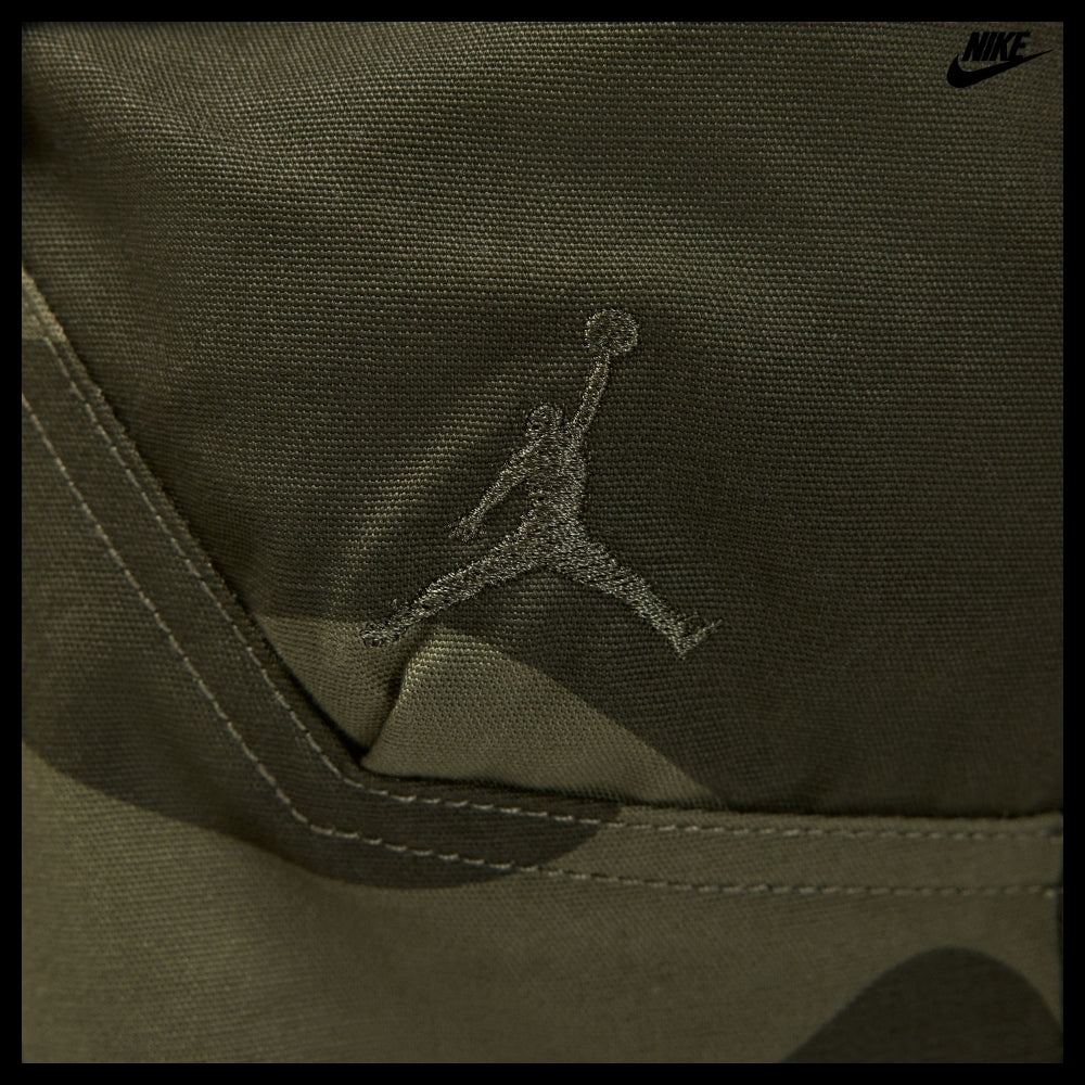 【NIKE】JORDAN Essentials Chicago Pants Medium Olive