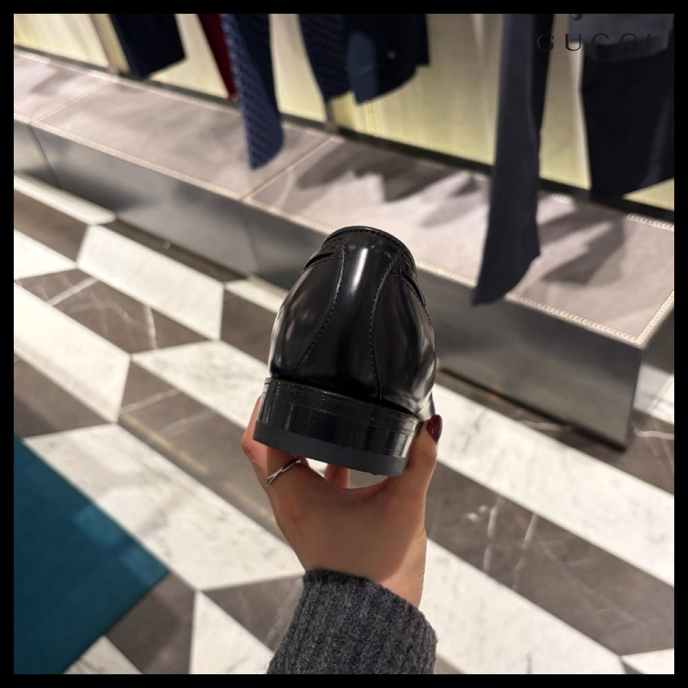【GUCCI】Tassel Smooth Leather Nubuck Men’s Loafers Black