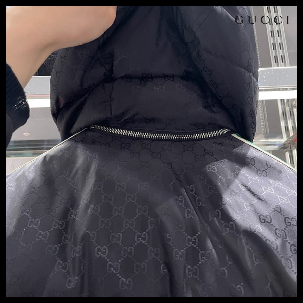 【GUCCI】Web GG Jacquard Goose Down Puffer Jacket Black