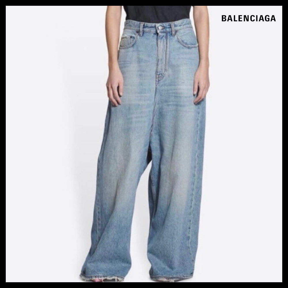 ★BALENCIAGAアウトレットセール ★ROversized Low Crotch Denim
