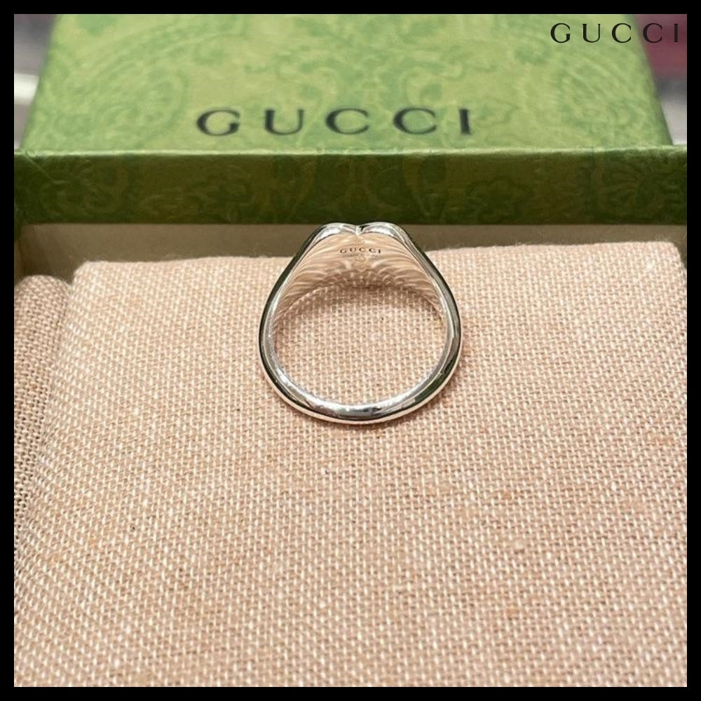 【GUCCI】Interlocking G Enamel Heart Ring Silver Red