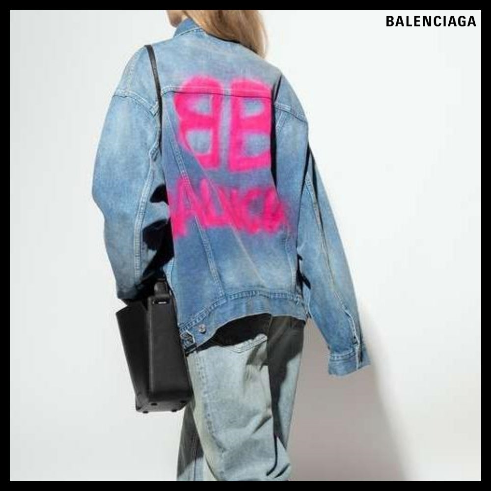 【BALENCIAGA】Back Graffiti Logo Denim Jacket