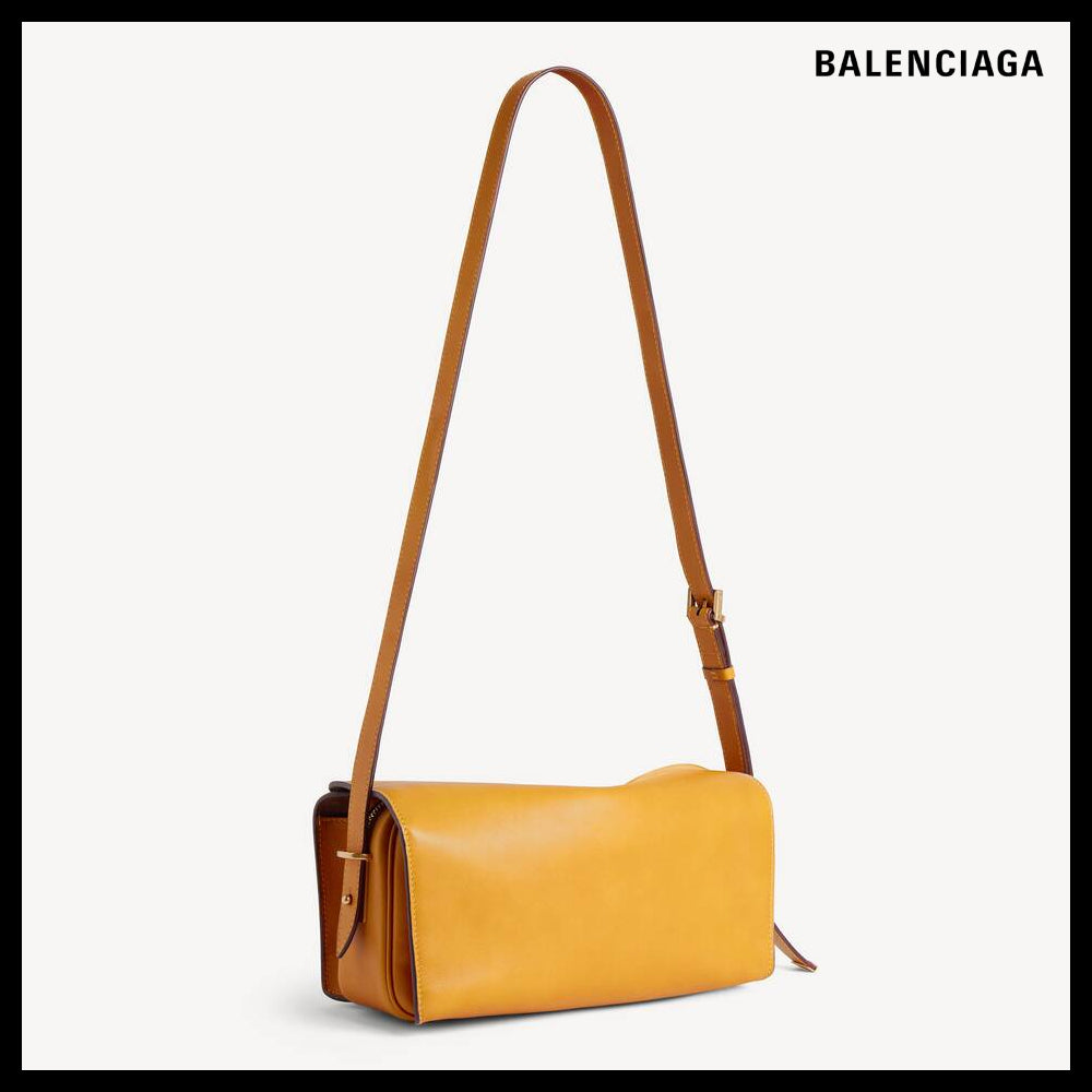 【BALENCIAGA】Le Set Shoulder Bag Medium Curry