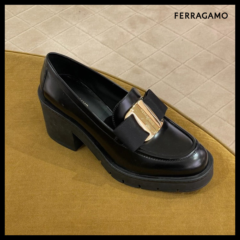 【Salvatore Ferragamo】BENILDE Vara Bow Leather Loafer Heels
