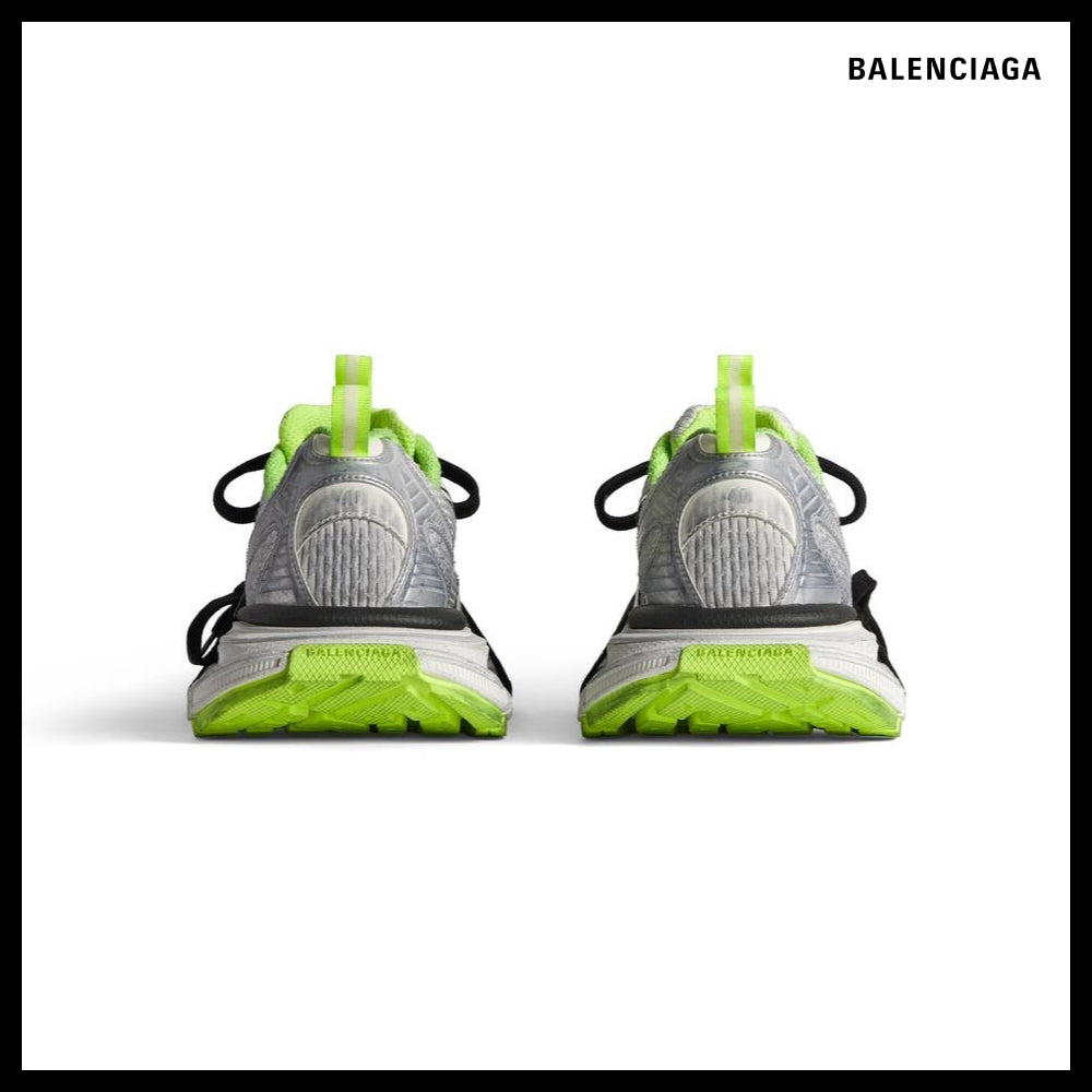 【BALENCIAGA】3XL Sneaker Triple S Distressed Silver