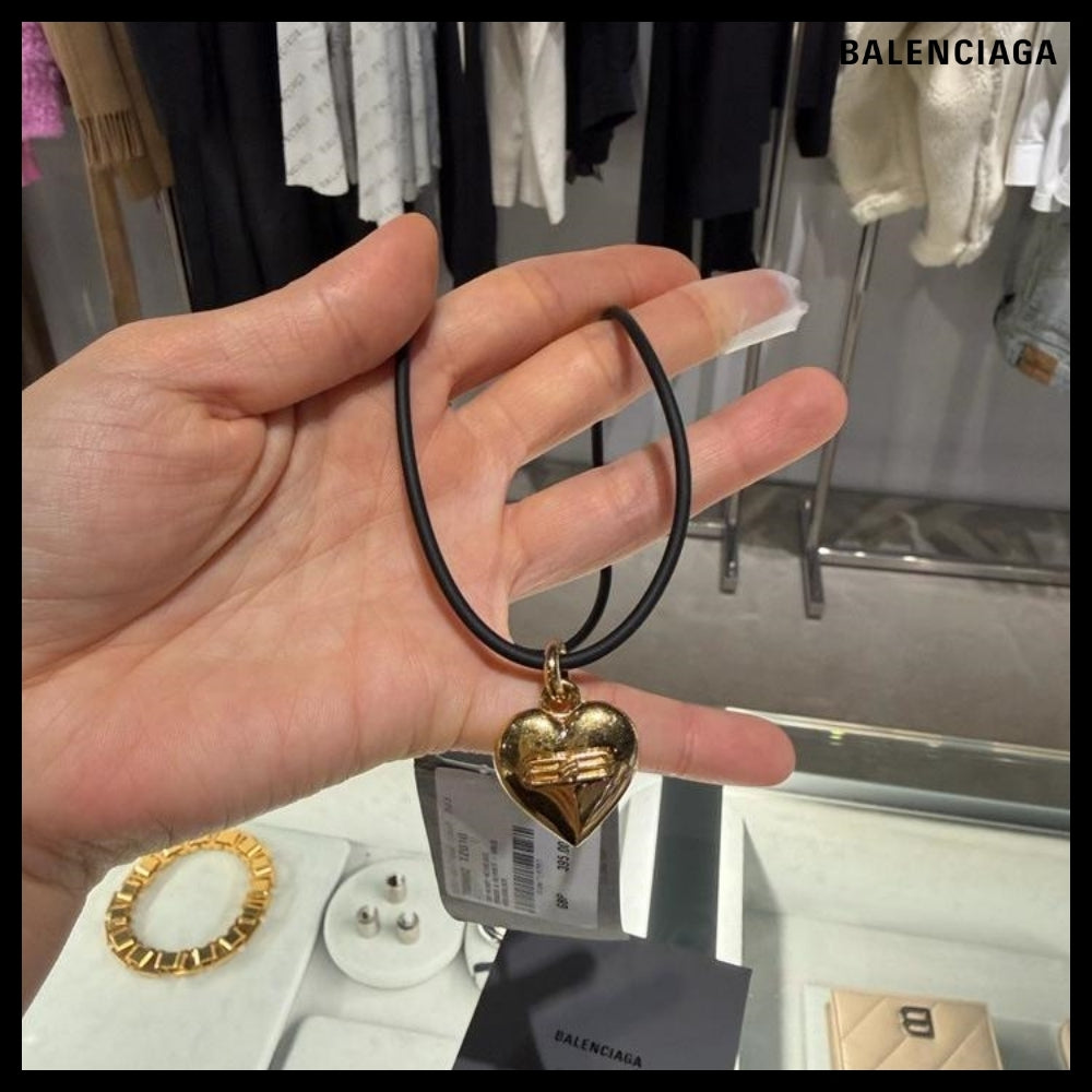 【BALENCIAGA】Icon Heart Pendant Necklace Gold Black