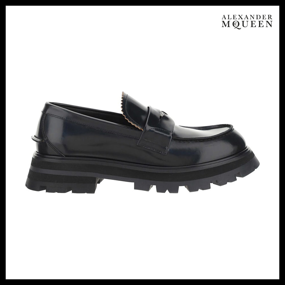 【Alexander Mcqueen】Ridged Leather Loafers Black