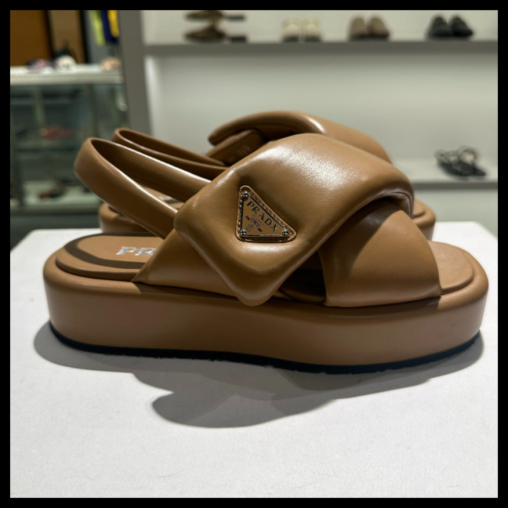 【PRADA】Triangle Logo Padded Leather Platform Sandals