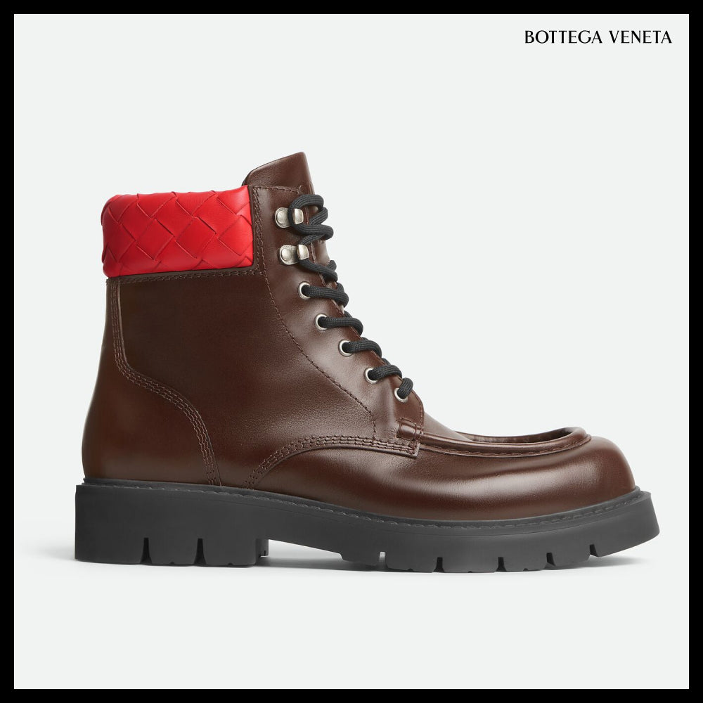 【BOTTEGA VENETA】Head Dog Lace-Up Ankle Boots
