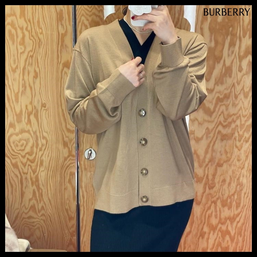 【Burberry】TULIP V-Neck Wool Cardigan Camel