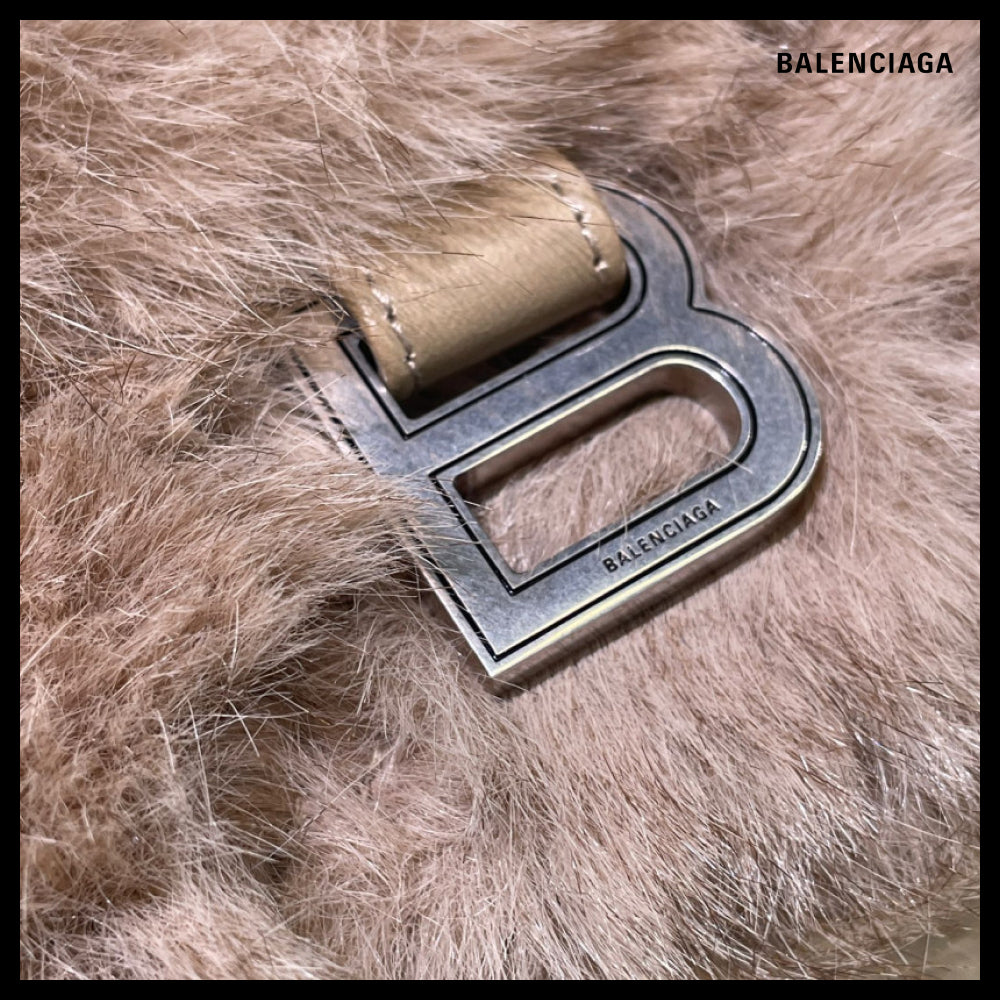 【BALENCIAGA】Crush Medium Chain Bag Fake Fur