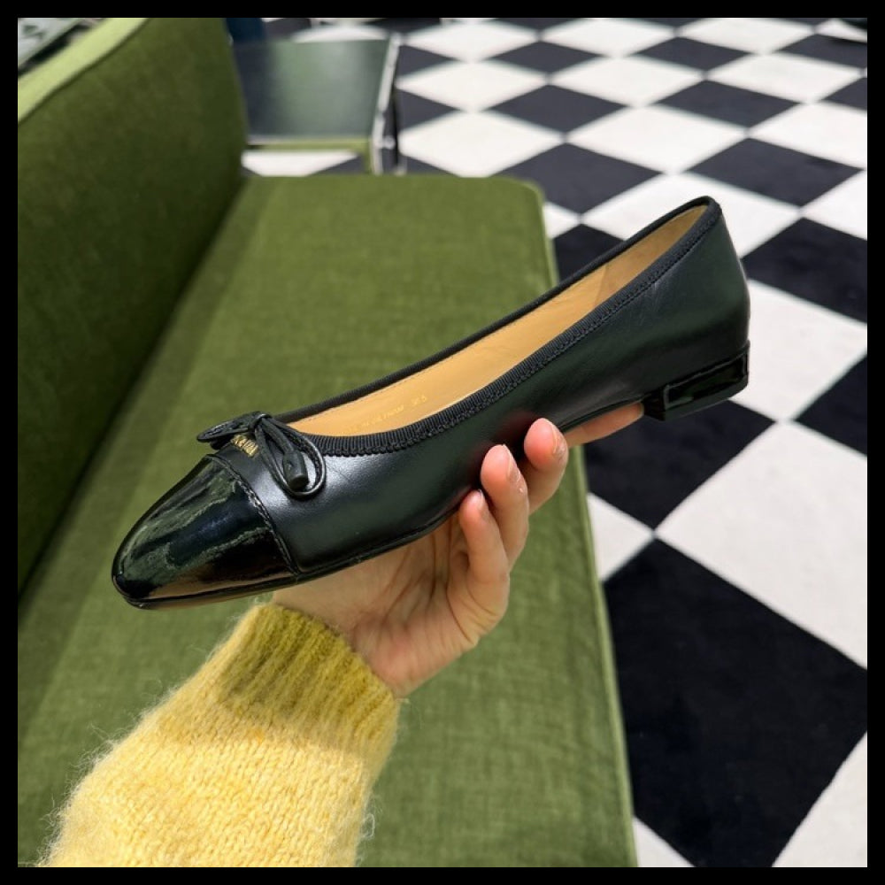 【Prada】Mini Ribbon Leather Flat Shoes Black