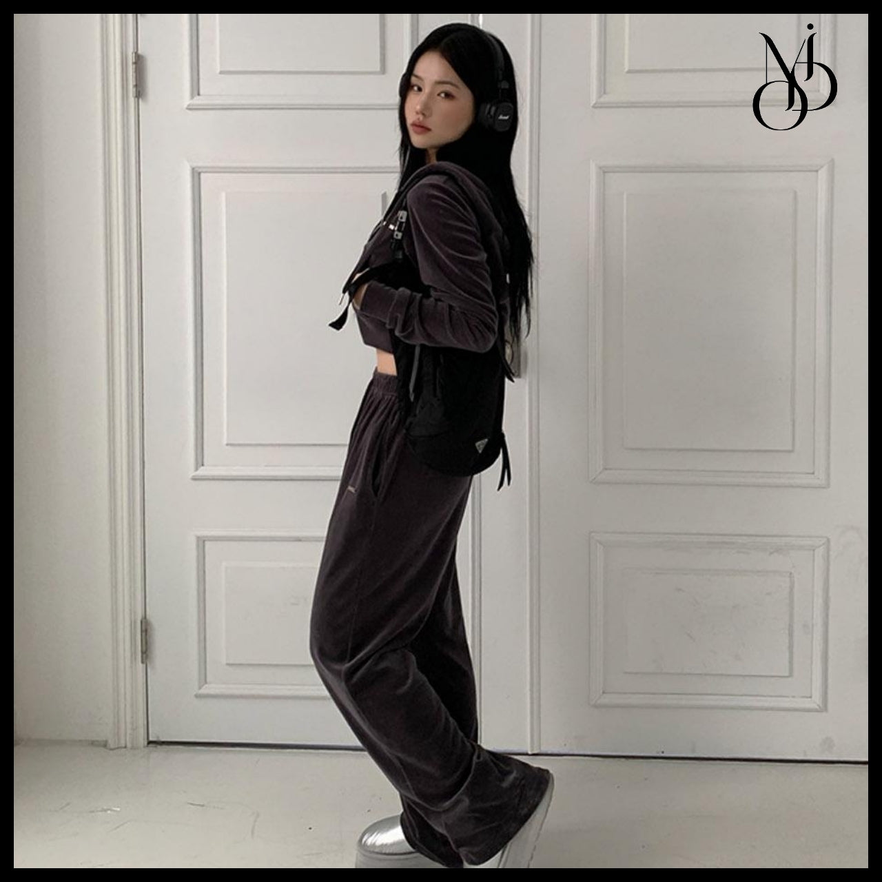 【MODIMOOD】Velour Hoodie Zip-Up Pants Set