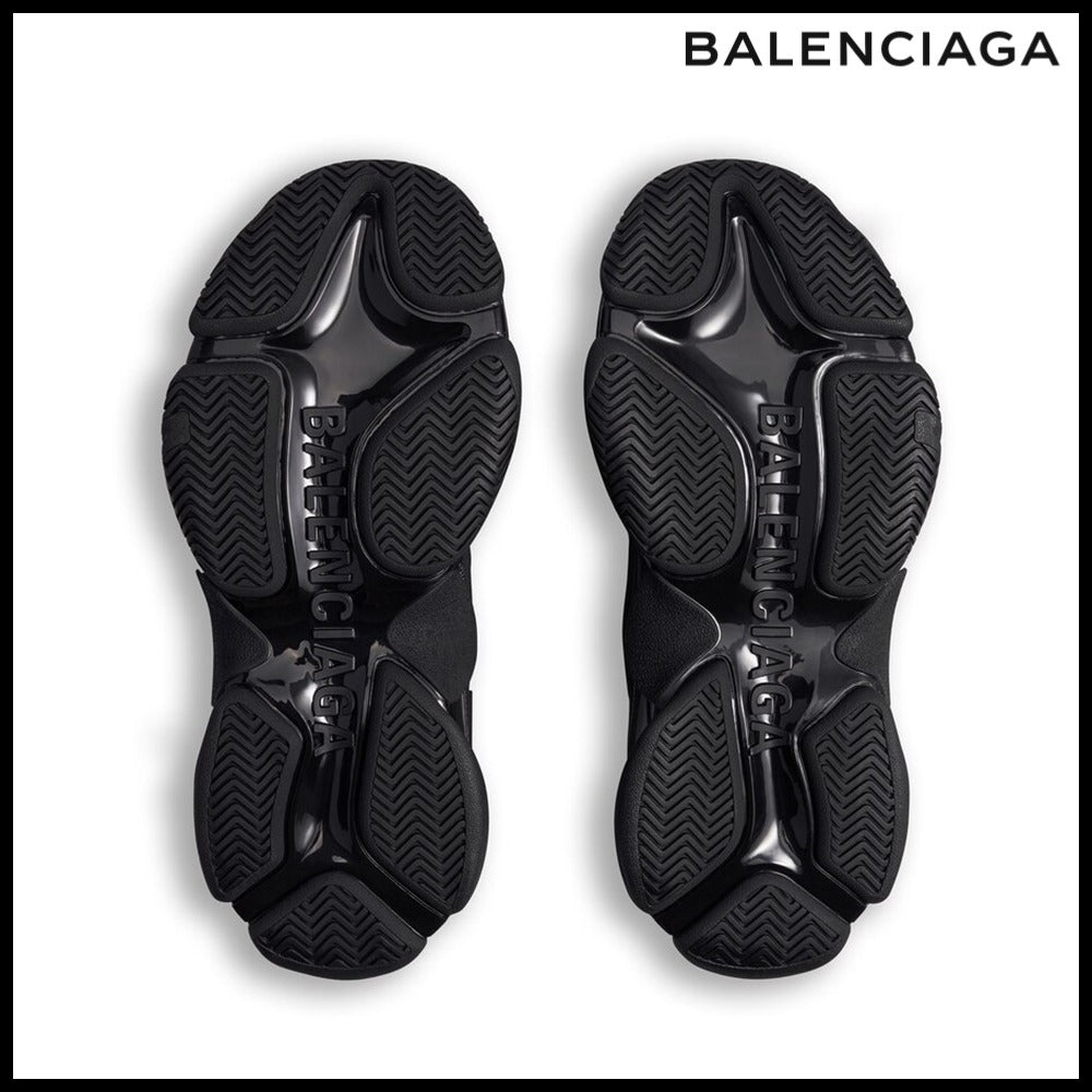 【BALENCIAGA】Triple S Sneaker Piercings Black Polyurethane
