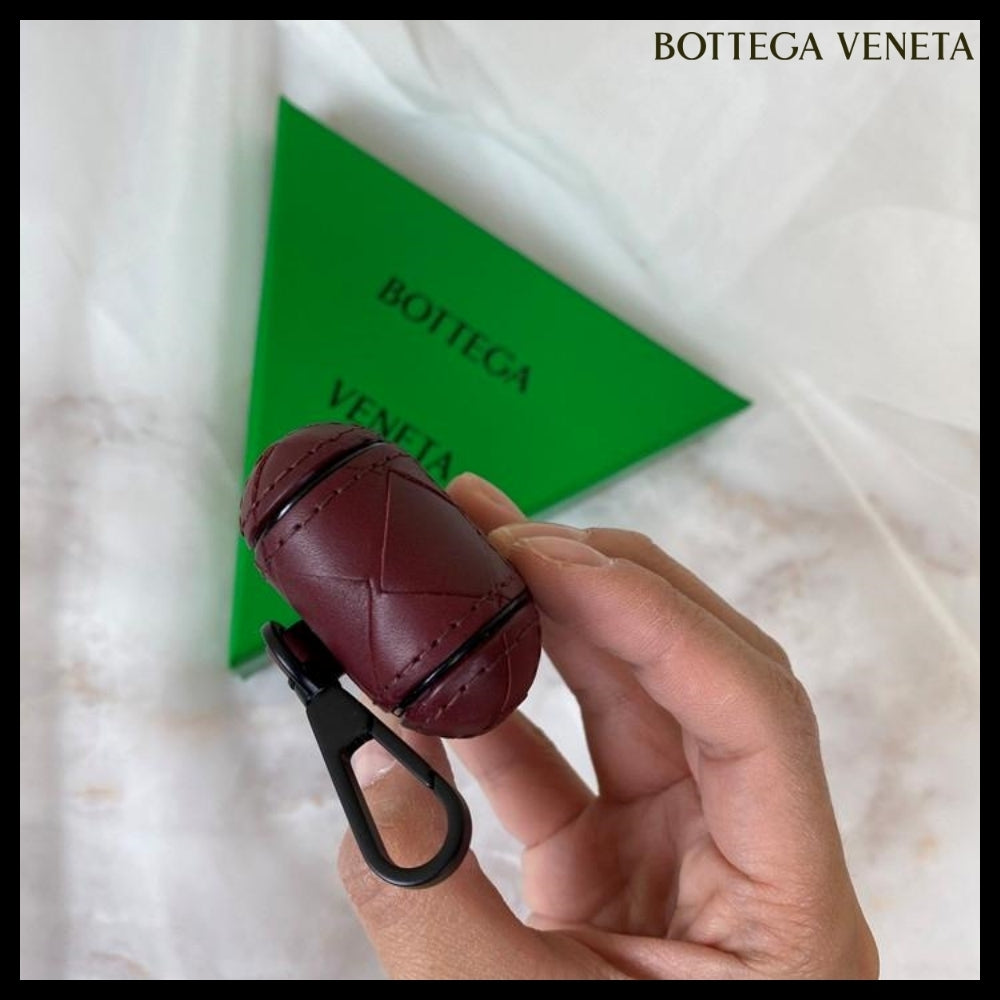 BOTTEGA VENETA Intrecciato AirPods Leather Case
